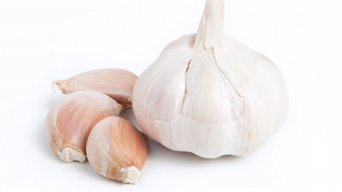 The quickest (and only) way to get rid of garlic breath 